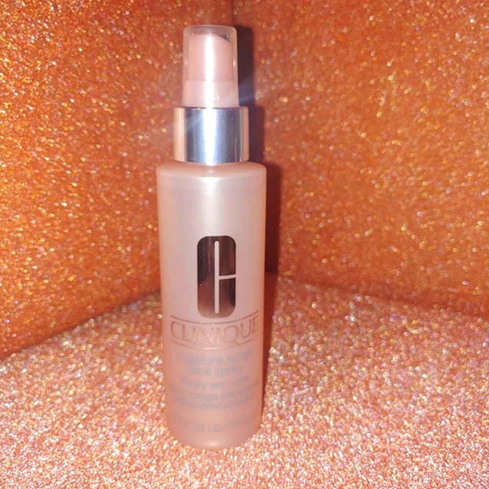 Moisture Surge Face Spray thirsty skin relief Clinique